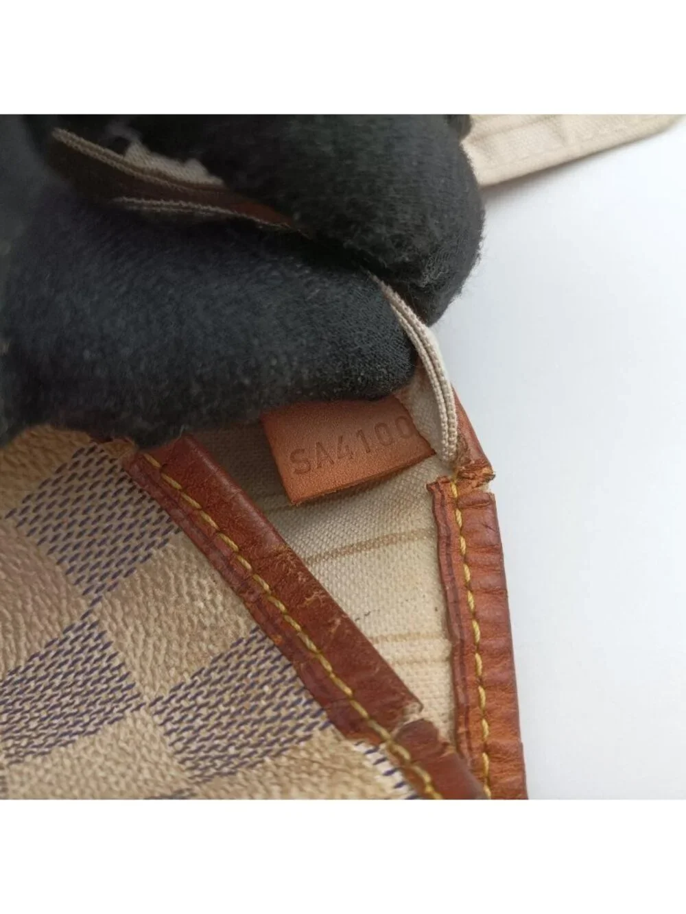 Louis Vuitton Neverfull MM Azur Damier Canvas Tote